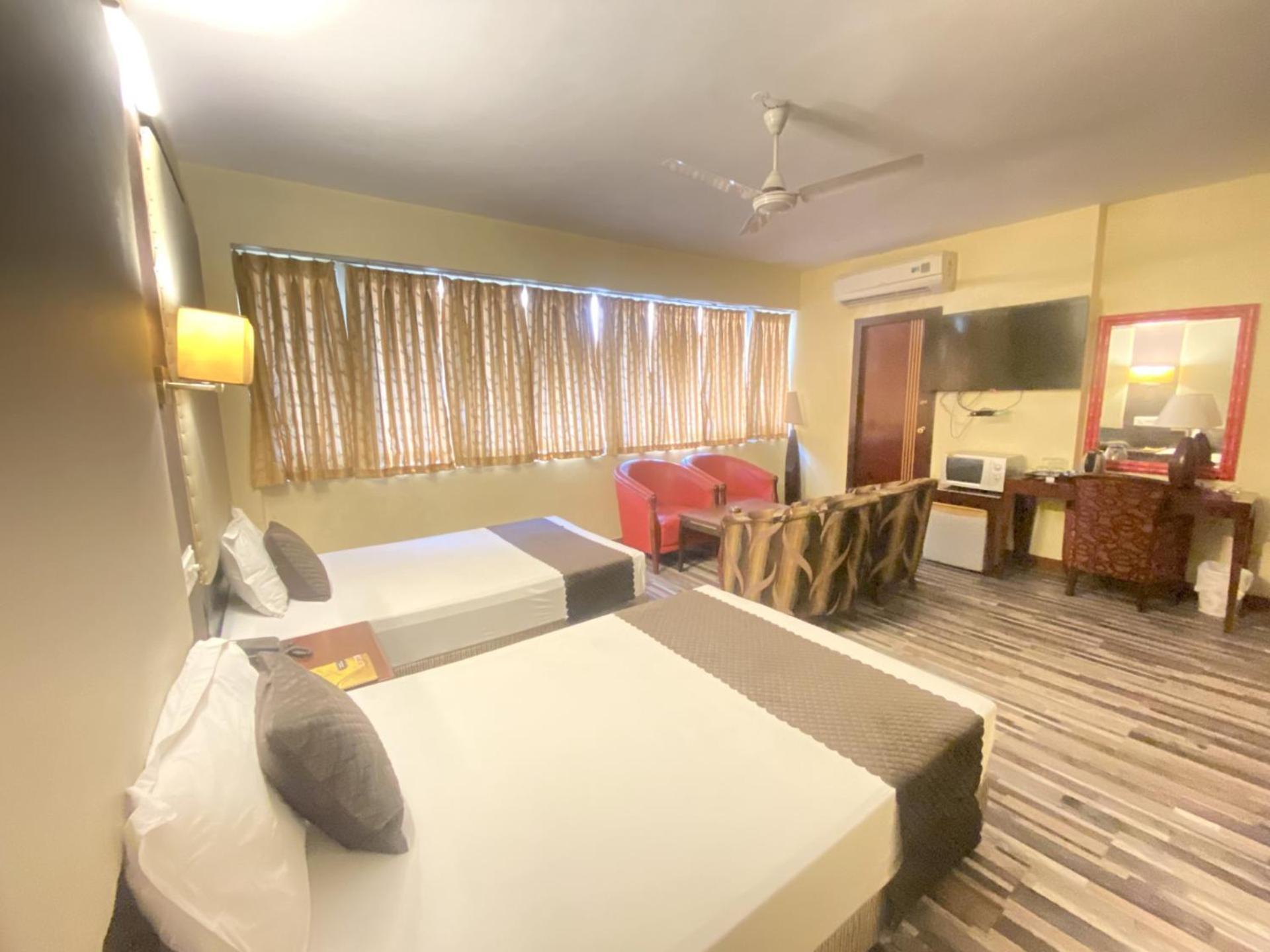 Astoria Hotel Калькутта Экстерьер фото