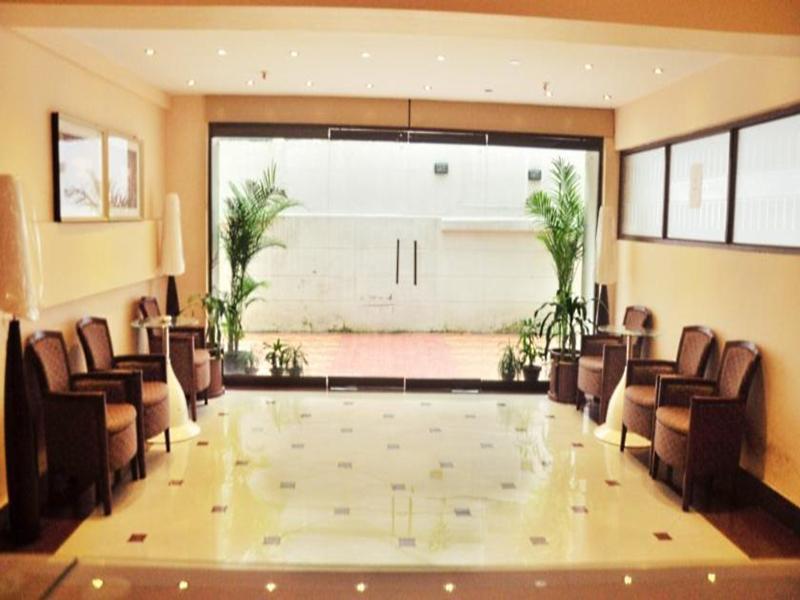 Astoria Hotel Калькутта Экстерьер фото